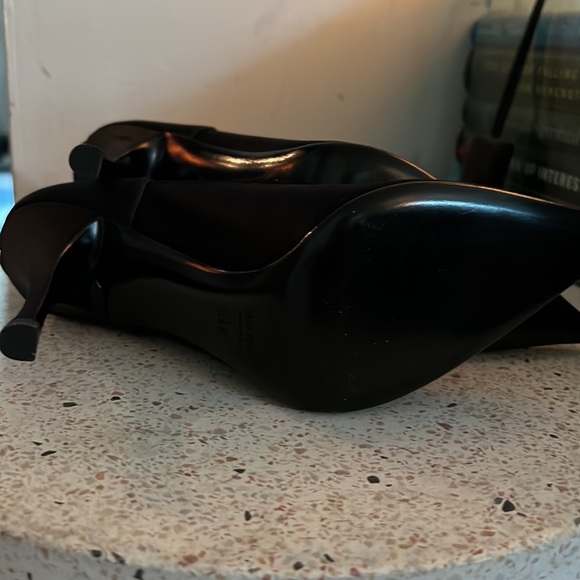 Gucci size 6.5 black satin high heel NWT - Picture 6 of 6